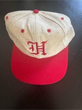 Beige and Red Baseball Cap with Embroidered 'H'